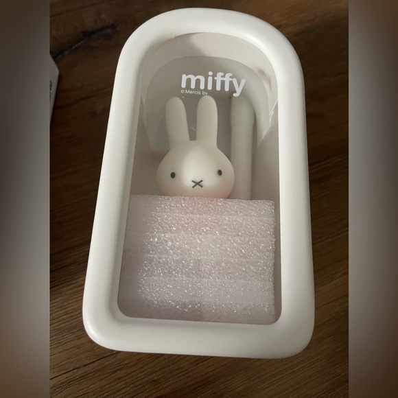 MIFFY-Imported (NWT/Box) Mini White Humidifier - Picture 7 of 16
